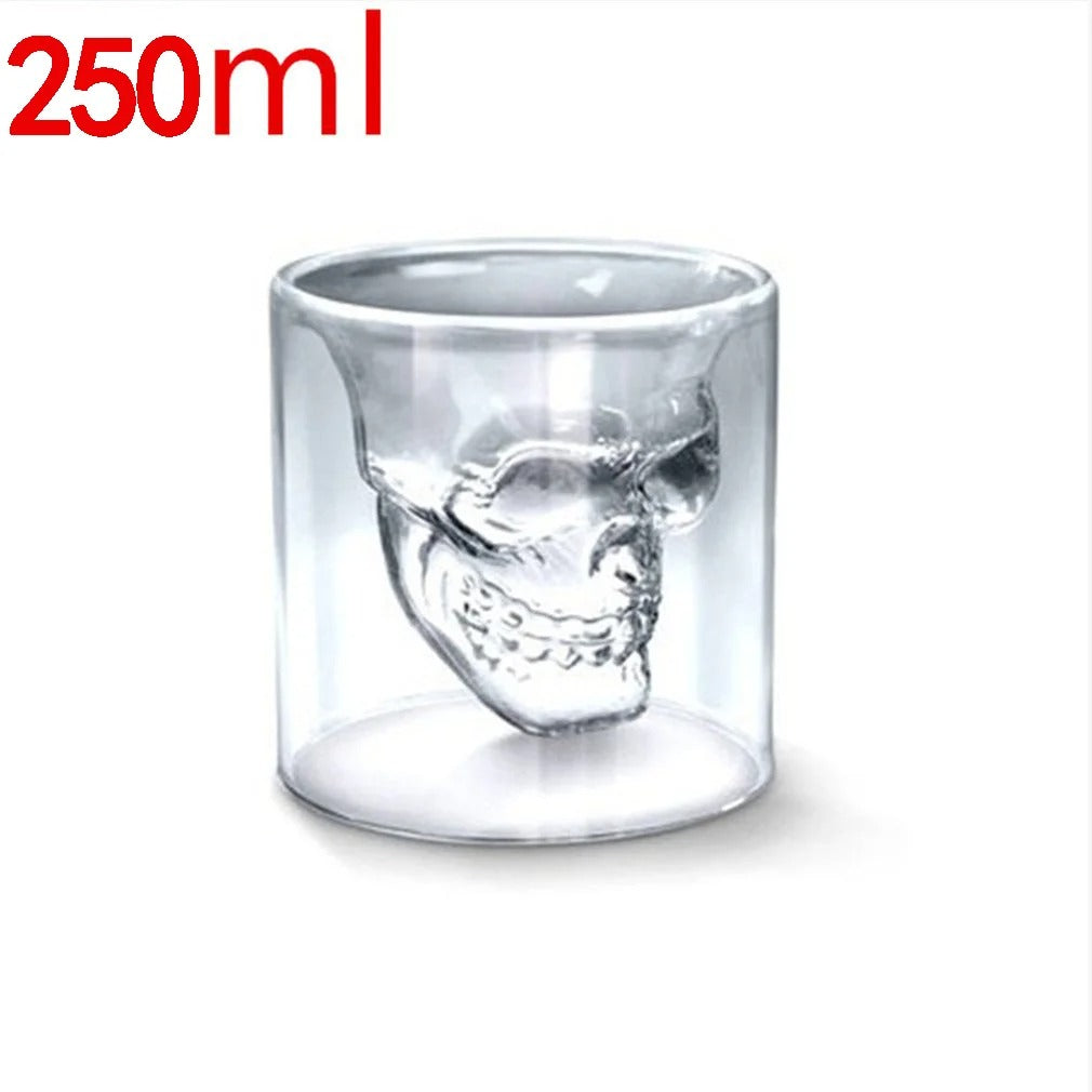 Set de Calavera – Botella y Vasos para Licores con Estilo Oscuro