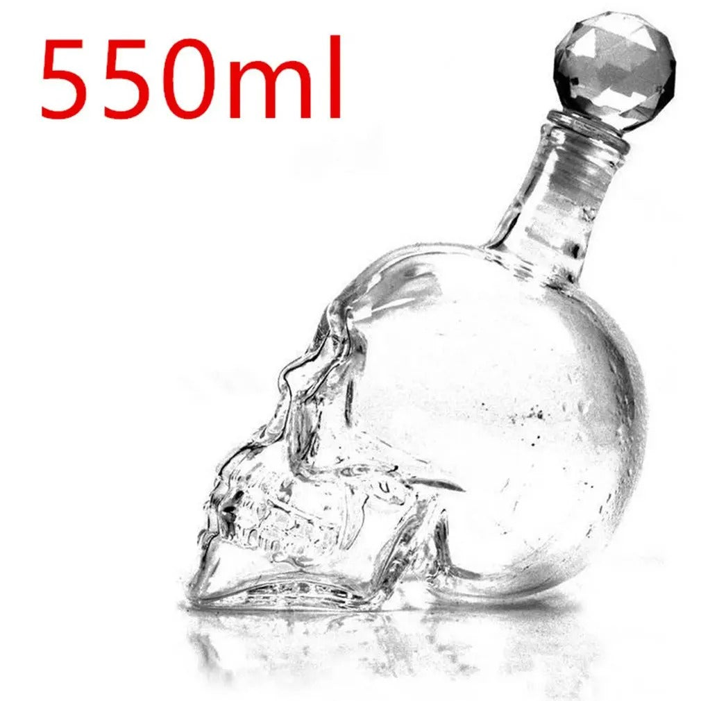 Set de Calavera – Botella y Vasos para Licores con Estilo Oscuro